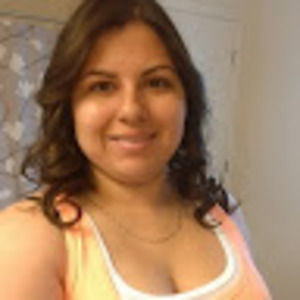 Meet your Posher, Simona